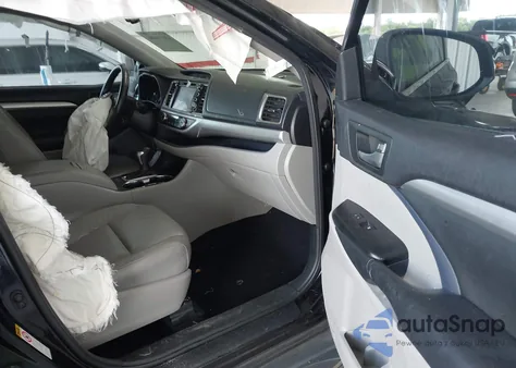 2015 Toyota Highlander Xle V6 z USA, uszkodzony, nr VIN 5TDKKRFH0FS097629